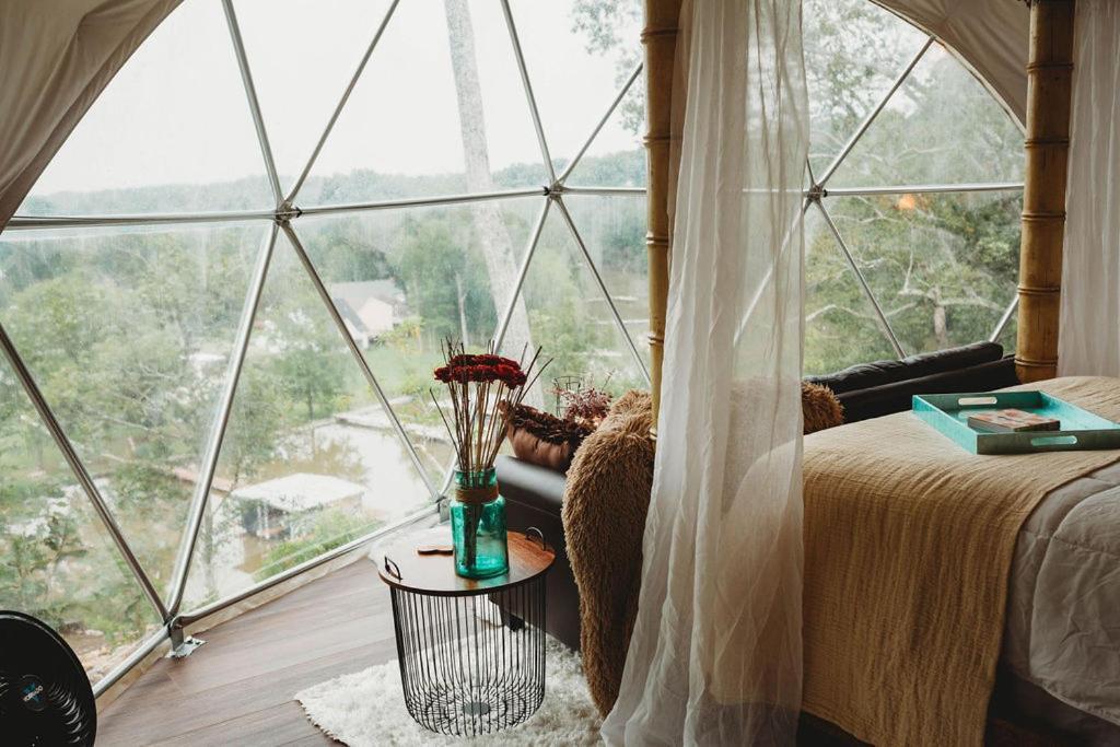 Waterfront Luxury Glamping Dome Hotell Rogersville Exteriör bild