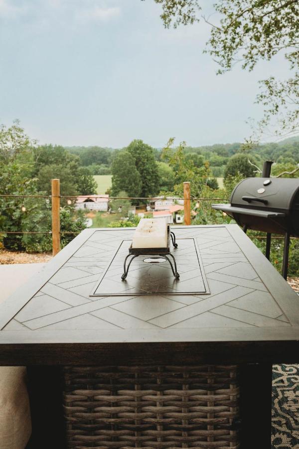Waterfront Luxury Glamping Dome Hotell Rogersville Exteriör bild
