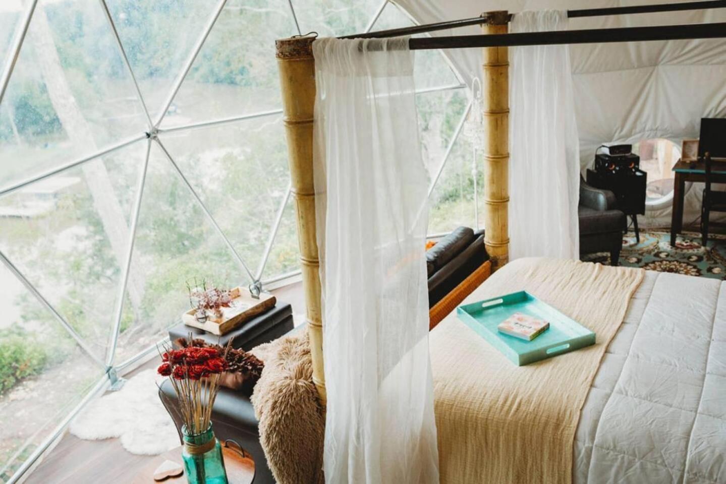 Waterfront Luxury Glamping Dome Hotell Rogersville Exteriör bild